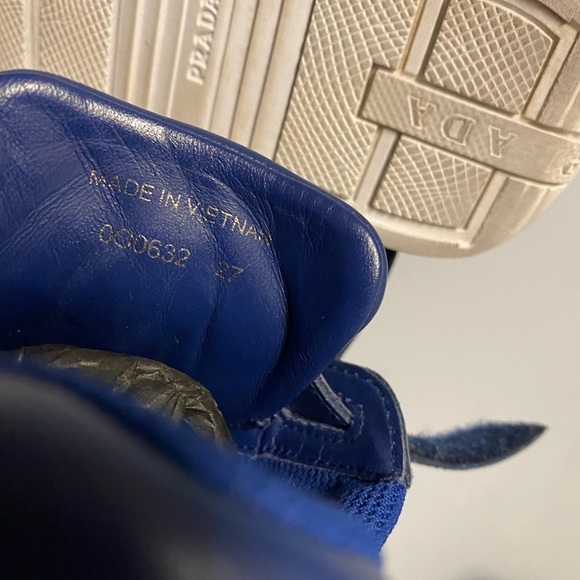 Boys Prada sneakers size 10.5 - Picture 6 of 6